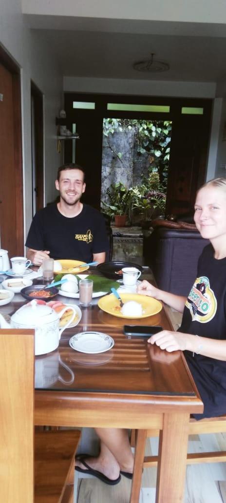 Kelum Homestay Kandy Ngoại thất bức ảnh