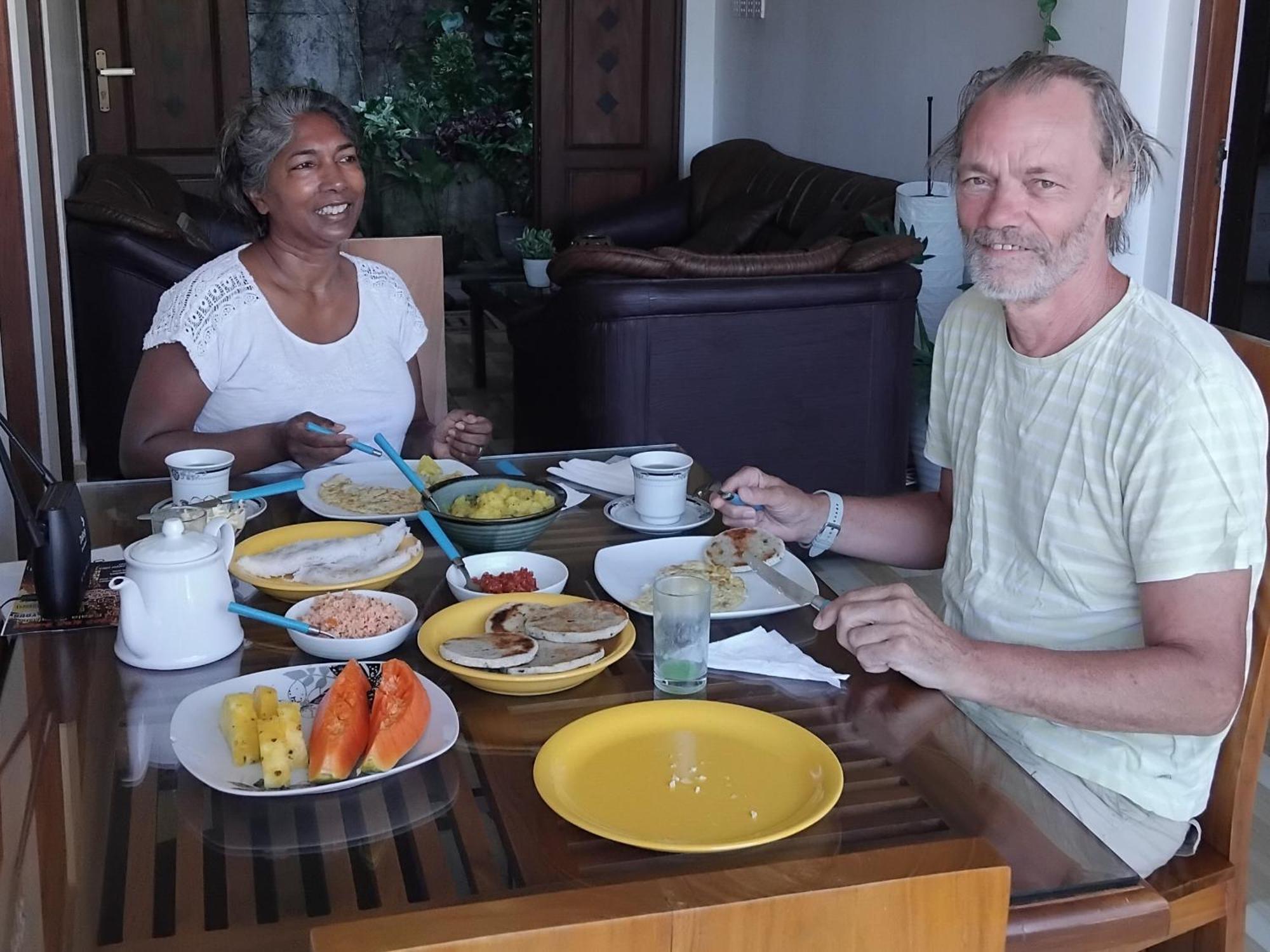 Kelum Homestay Kandy Ngoại thất bức ảnh