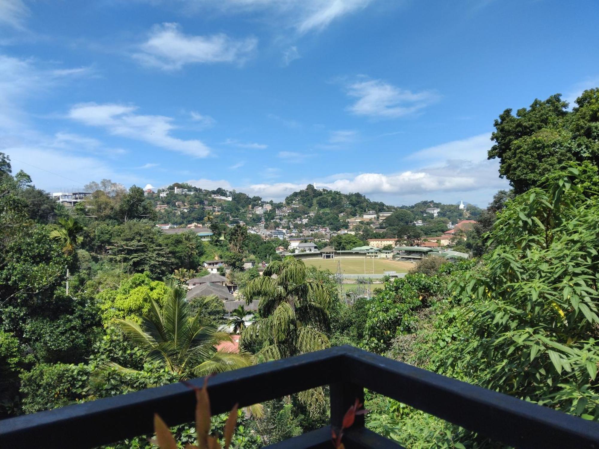Kelum Homestay Kandy Ngoại thất bức ảnh
