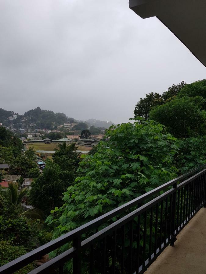 Kelum Homestay Kandy Ngoại thất bức ảnh